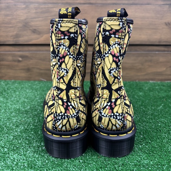 Dr. Martens 1460 Women's 6 Yellow Butterfly Suede Lace Up Combat Boots Rare New - Picture 4 of 16